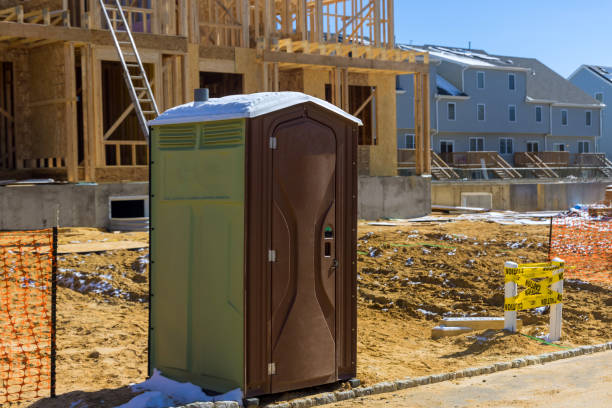 Portable Toilet Options We Offer in Hillsborough, CA